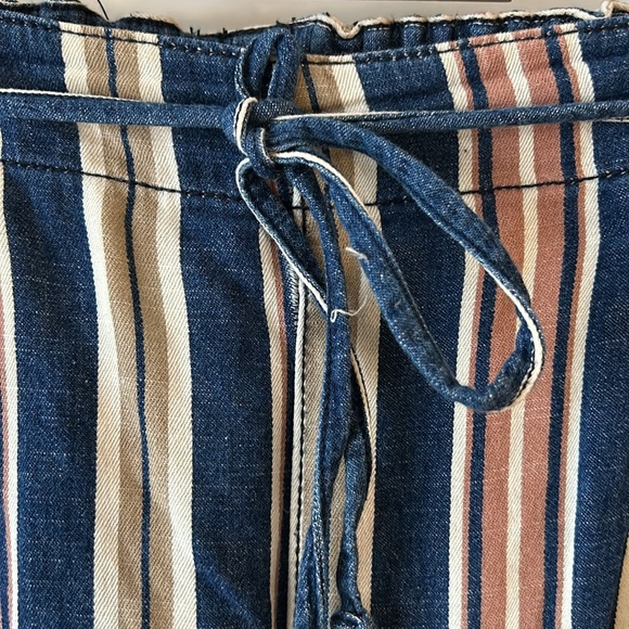 Size 16 wide leg capri style denim striped pant - Picture 2 of 6